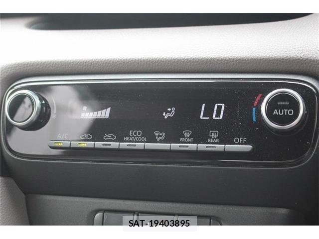 Toyota YARIS 2021-05 8329748-7