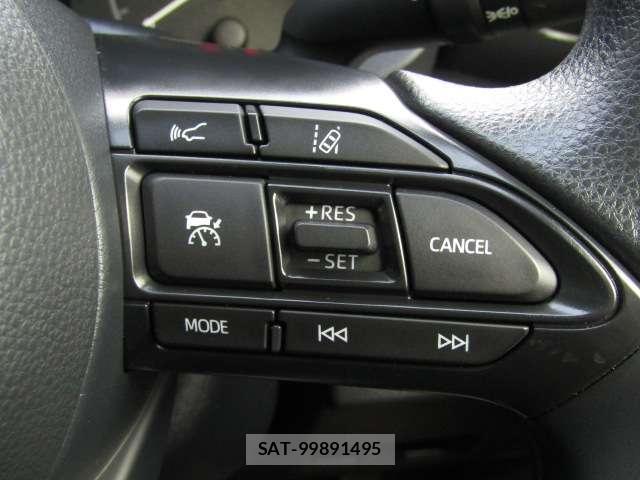Toyota YARIS 2023-01 8329934-7