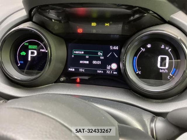 Toyota YARIS 2023-01 8330432-13
