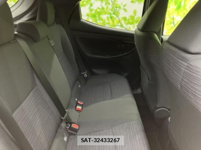 Toyota YARIS 2023-01 8330432-4