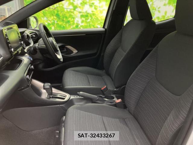 Toyota YARIS 2023-01 8330432-5