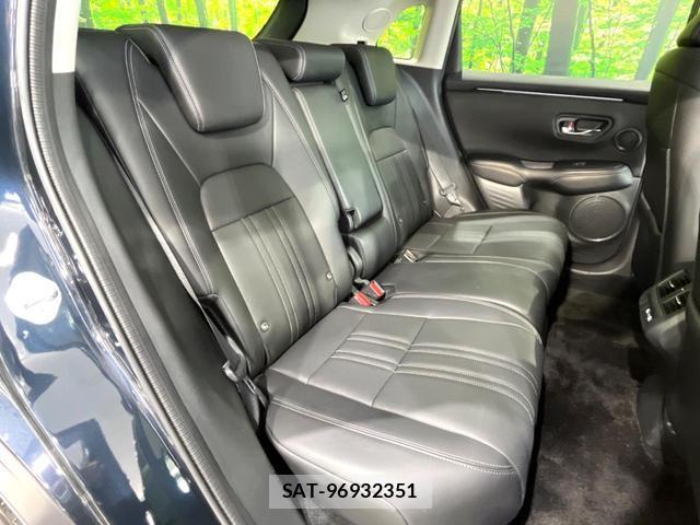 Honda ZR-V 2023-11 8329394-8