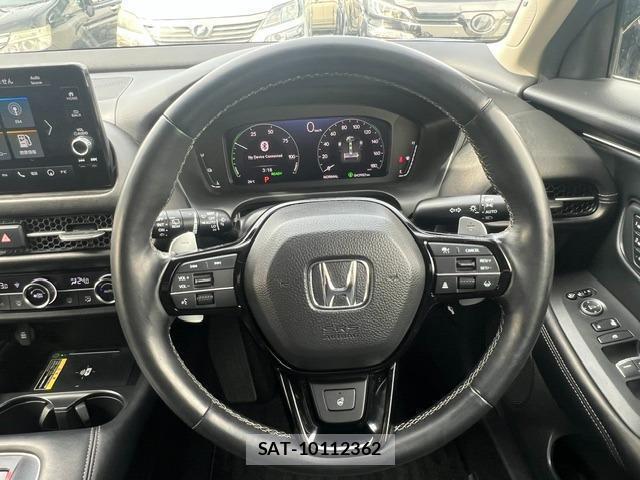 Honda ZR-V 2022-11 8329554-11