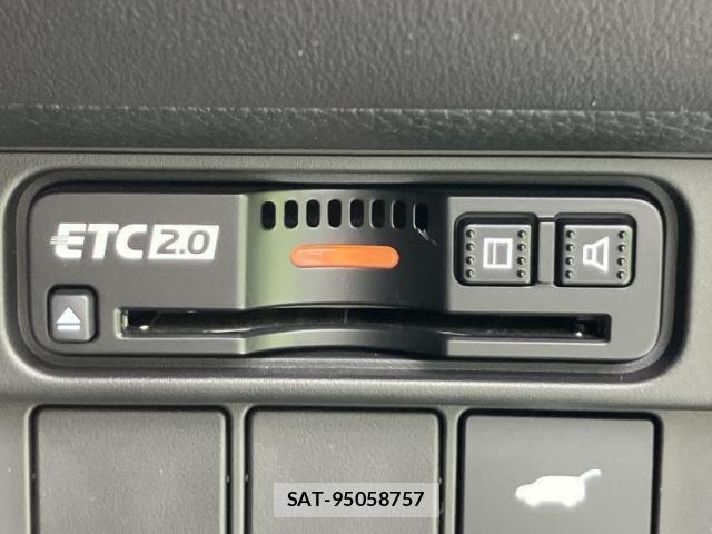 Honda ZR-V 2023-05 8329618-17