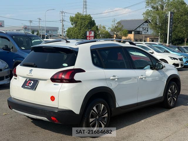 Peugeot 2008 2017-09 8343532-10