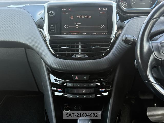 Peugeot 2008 2017-09 8343532-19