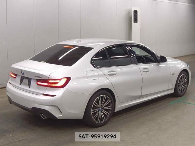 Bmw 3 SERIES 2022-07 8343912-4