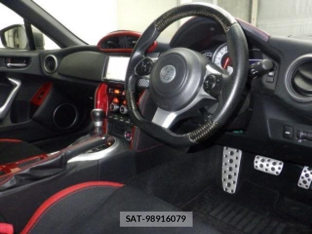 Toyota 86 2016-10 8342975-2