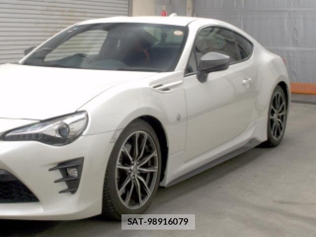 Toyota 86 2016-10 8342975-3