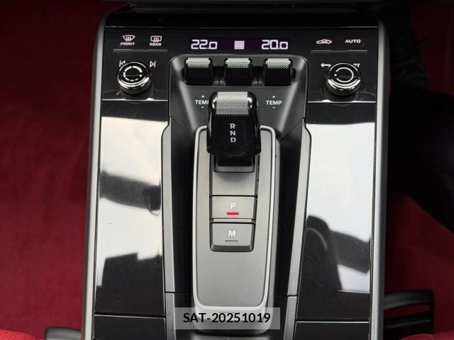 Porsche 911 2019-12 8342203-17