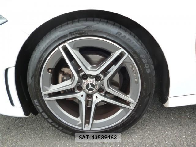 Mercedes Benz A-CLASS 2018-12 8342081-8