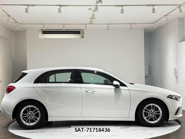 Mercedes Benz A-CLASS 2019-03 8344355-5