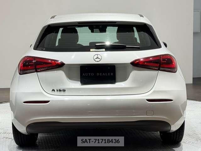 Mercedes Benz A-CLASS 2019-03 8344355-7