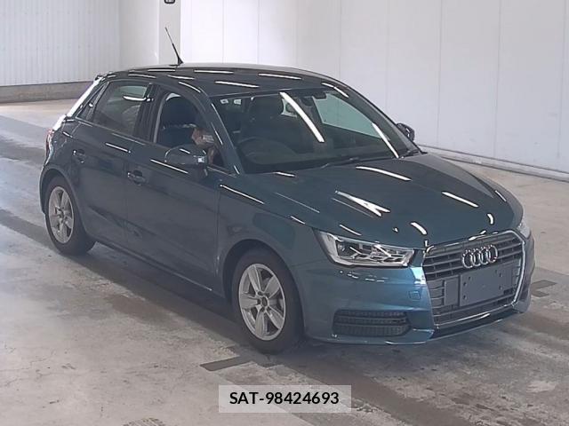 Audi A1 2017-06 8342968-0