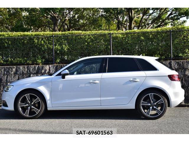 Audi A3 2014-05 8343163-10