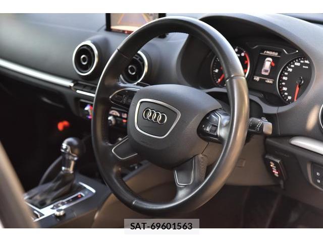 Audi A3 2014-05 8343163-2