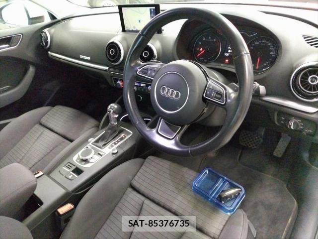Audi A3 2016-06 8343829-2