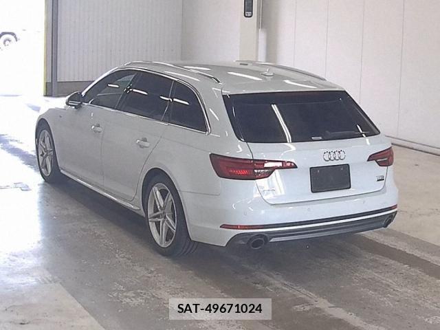 Audi A4 2017-11 8342967-1