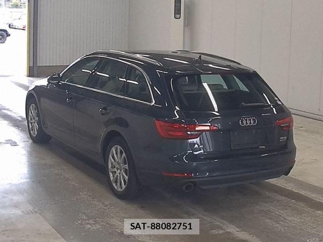 Audi A4 2017-05 8342970-1