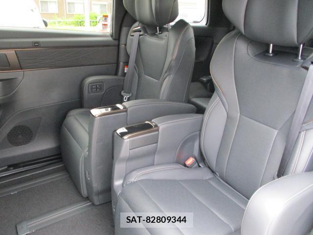 Toyota ALPHARD HYBRID 2026-07 8343257-6
