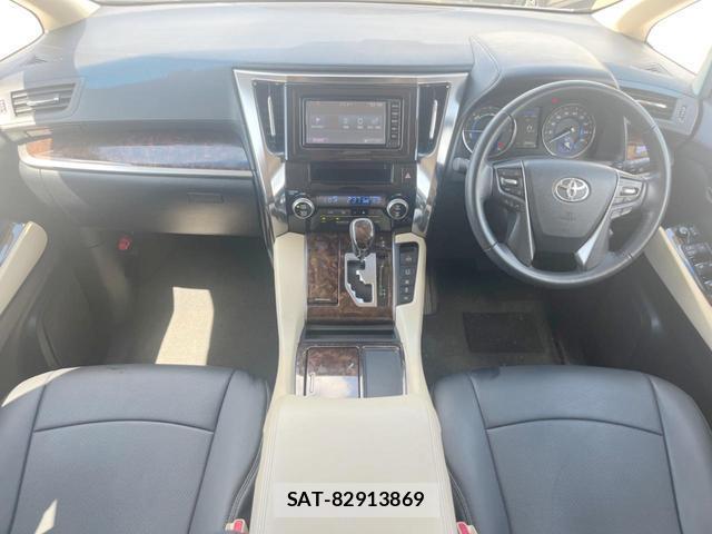 Toyota ALPHARD HYBRID 2018-11 8343346-1