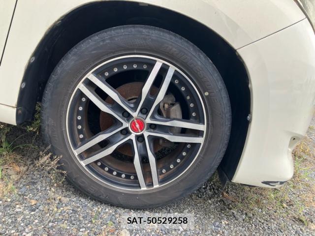 Toyota ALPHARD 2008-10 8342532-3