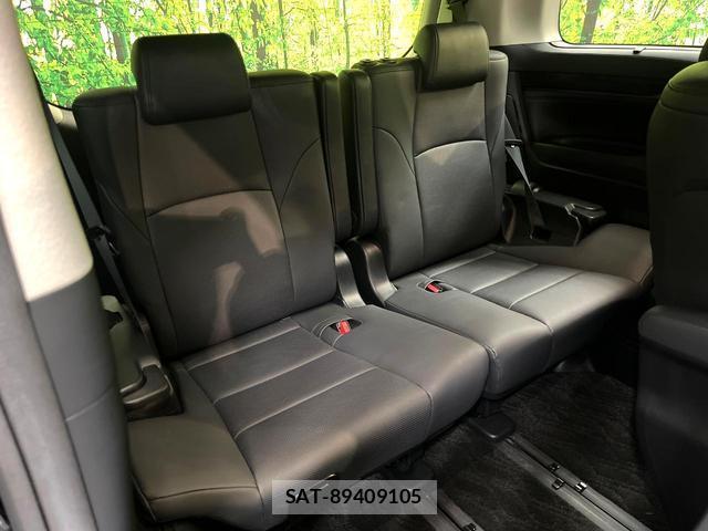 Toyota ALPHARD 2021-03 8342867-9