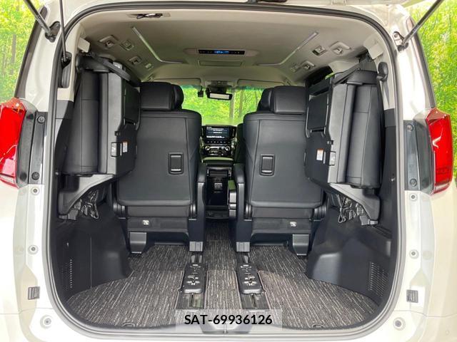 Toyota ALPHARD 2019-04 8343064-10
