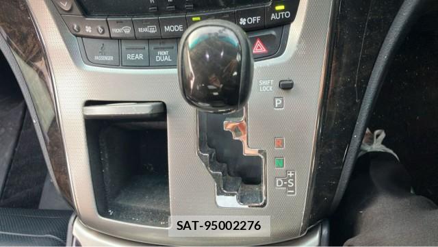 Toyota ALPHARD 2012-04 8343219-14