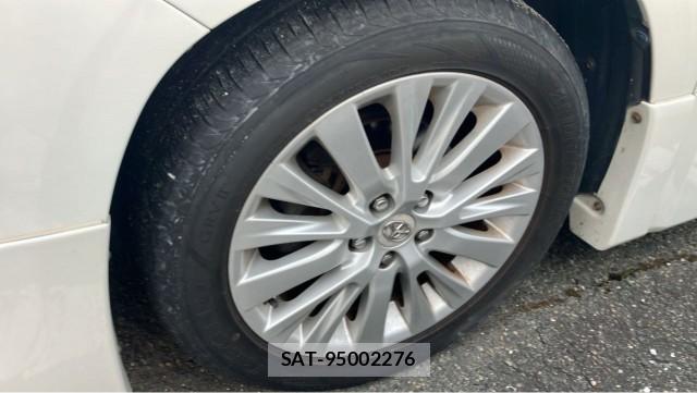 Toyota ALPHARD 2012-04 8343219-8