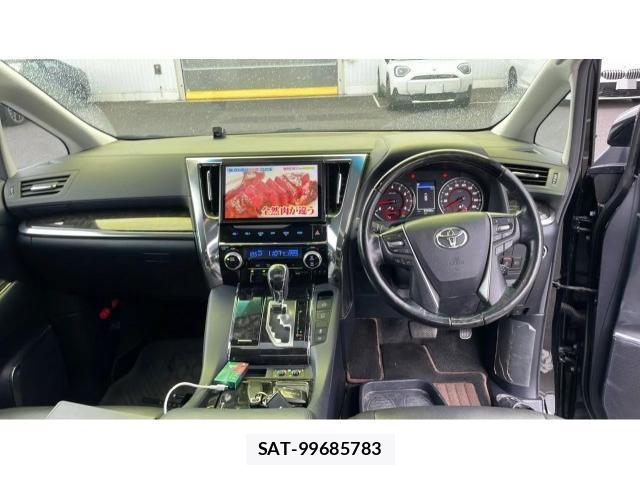 Toyota ALPHARD 2018-09 8343801-2