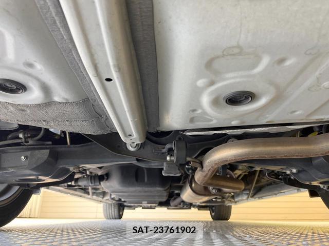 Toyota ALPHARD 2021-04 8344052-18