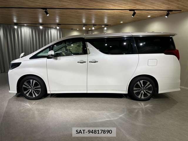 Toyota ALPHARD 2019-06 8344102-11