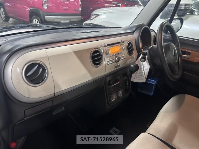 Suzuki LAPIN 2011-06 8343969-8