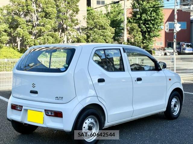Suzuki ALTO 2016-04 8343017-1