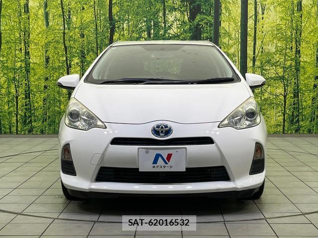 Toyota AQUA 2014-01 8342047-13