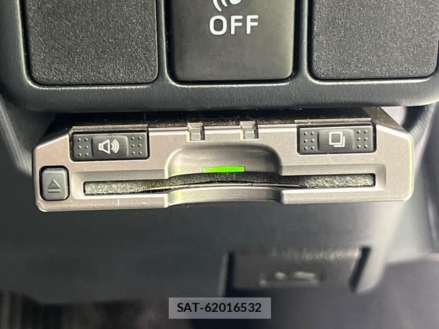 Toyota AQUA 2014-01 8342047-4