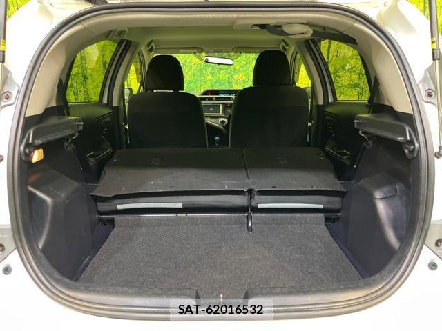 Toyota AQUA 2014-01 8342047-9