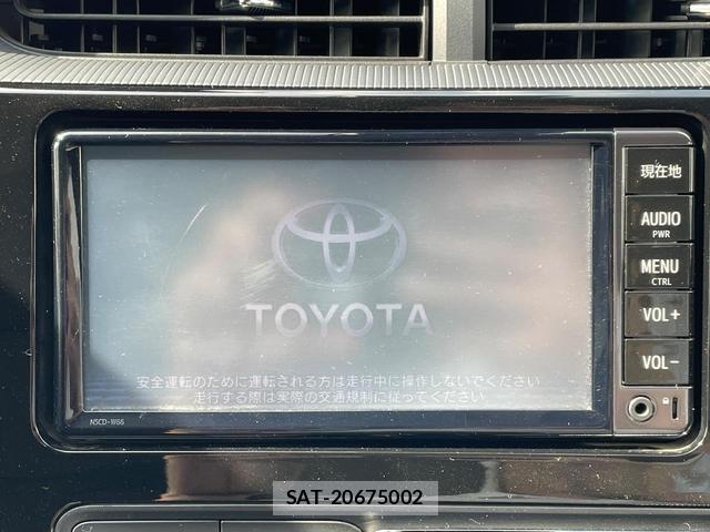 Toyota AQUA 2017-07 8342132-2