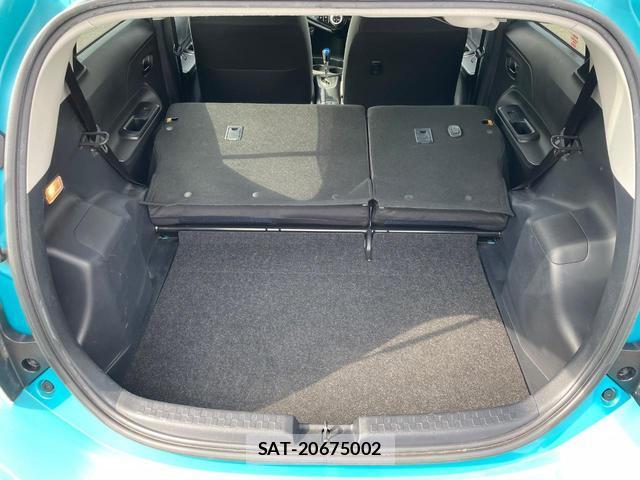 Toyota AQUA 2017-07 8342132-9