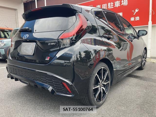 Toyota AQUA 2024-04 8342152-11