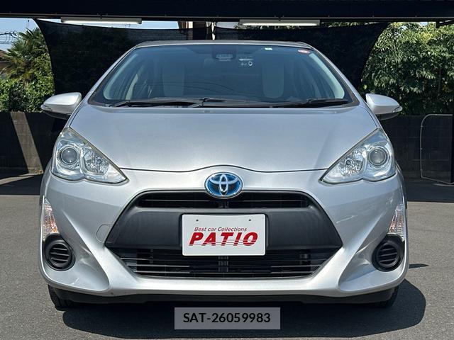 Toyota AQUA 2016-09 8342250-18