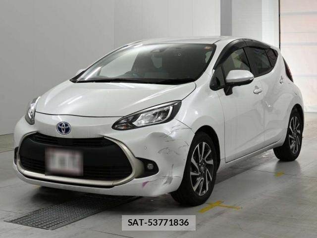 Toyota AQUA 2021-11 8342542-0