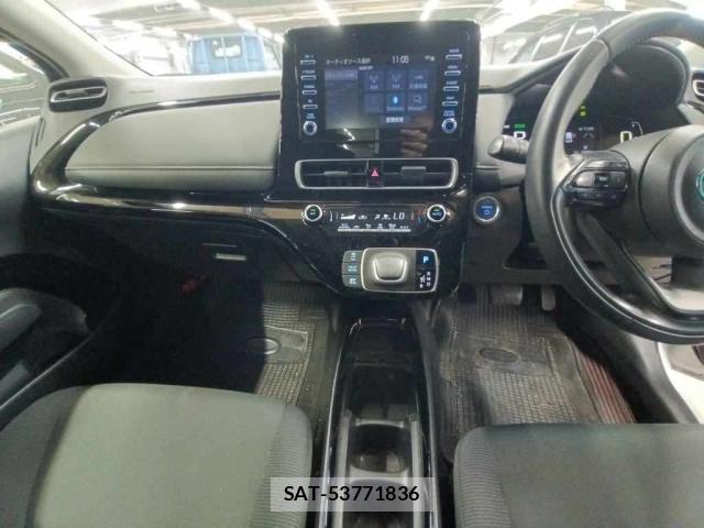 Toyota AQUA 2021-11 8342542-2