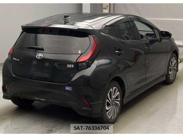 Toyota AQUA 2021-07 8342663-1