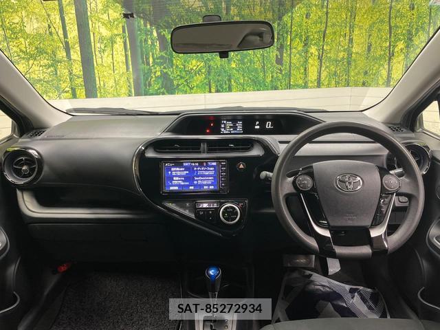 Toyota AQUA 2019-12 8342720-1