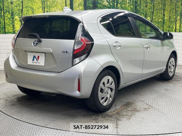 Toyota AQUA 2019-12 8342720-15