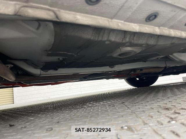 Toyota AQUA 2019-12 8342720-17