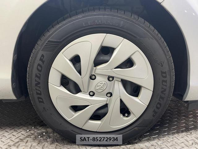Toyota AQUA 2019-12 8342720-19