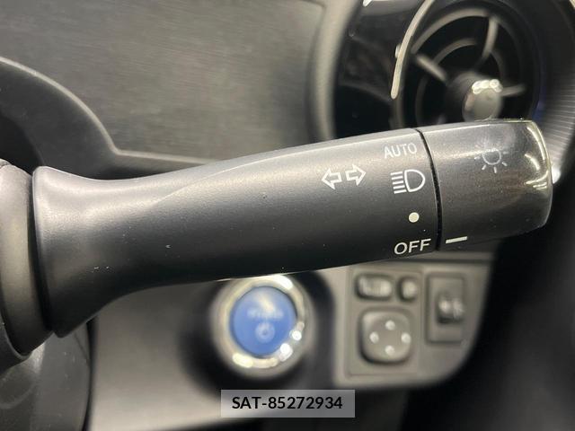 Toyota AQUA 2019-12 8342720-4